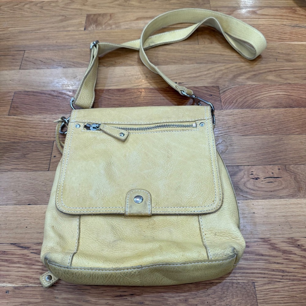 Fossil‎ Yellow Pebbled Leather Crossbody Messenger Bag Organizer 75082